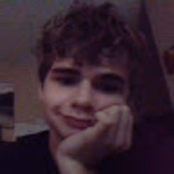 Meet your Posher, Xander - Picture 1 of 1